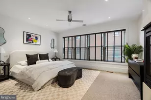 2041 Locust St, Philadelphia, PA 19103 - Photo 16