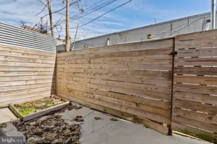 2235 N Hope St, Philadelphia, PA 19133 - Photo 8