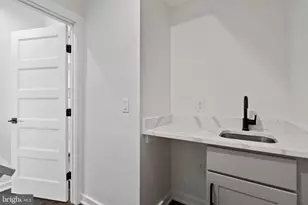 2235 N Hope St, Philadelphia, PA 19133 - Photo 18