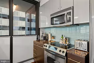 2101 Market St, Philadelphia, PA 19103 - Photo 16