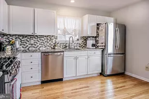 278 Ripka St, Philadelphia, PA 19127 - Photo 8