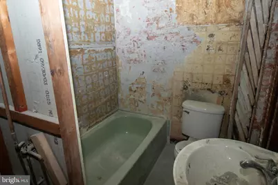 1942 N Hollywood Street, Philadelphia, PA 19121 - Photo 28