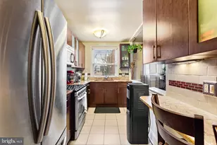 6152 N Warnock St, Philadelphia, PA 19141 - Photo 8