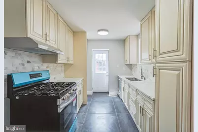 2020 E Cumberland Street, Philadelphia, PA 19125 - Photo 14