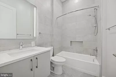 802 Sansom Street #303, Philadelphia, PA 19107 - Photo 8