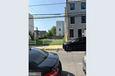 1818 W Montgomery Avenue, Philadelphia, PA 19121 - Photo 2