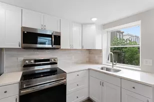 3010 Emerald St, Philadelphia, PA 19134 - Photo 4