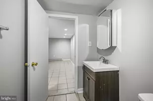 1734 Spruce St, Philadelphia, PA 19103 - Photo 12