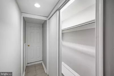 1734 Spruce Street #1R, Philadelphia, PA 19103 - Photo 10