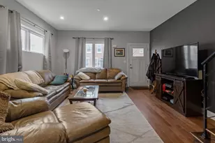 2524 Sepviva St, Philadelphia, PA 19125 - Photo 4