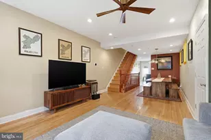 636 Carpenter St, Philadelphia, PA 19147 - Photo 12