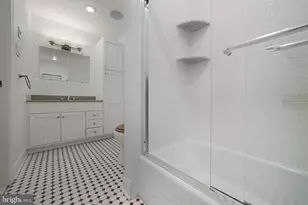 636 Carpenter St, Philadelphia, PA 19147 - Photo 26