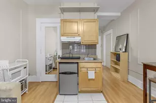 1324 Locust St, Philadelphia, PA 19107 - Photo 4