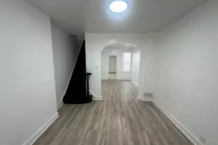 2025 N Lawrence St, Philadelphia, PA 19122 - Photo 2