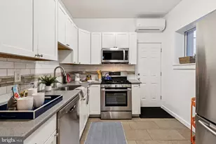 2617 Aspen St, Philadelphia, PA 19130 - Photo 12