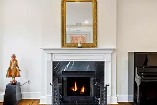 915 Clinton St, Philadelphia, PA 19107 - Photo 4