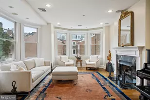 915 Clinton St, Philadelphia, PA 19107 - Photo 1