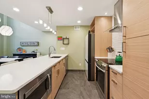 1210 Addison Walkway St, Philadelphia, PA 19147 - Photo 8