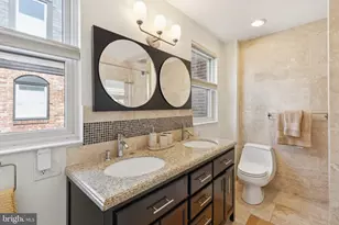 1210 Addison Walkway St, Philadelphia, PA 19147 - Photo 30
