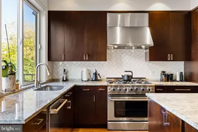 1929 Fitzwater Street, Philadelphia, PA 19146 - Photo 20