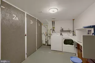 2318 E York St, Philadelphia, PA 19125 - Photo 22