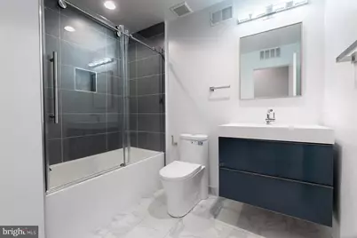 2055 Tasker Street, Philadelphia, PA 19145 - Photo 18