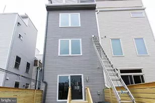 2055 Tasker St, Philadelphia, PA 19145 - Photo 12