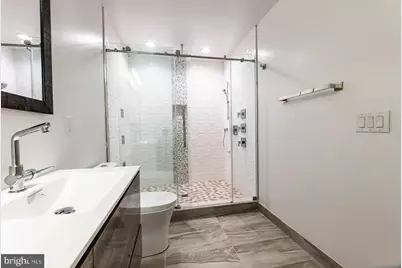 2055 Tasker Street, Philadelphia, PA 19145 - Photo 26