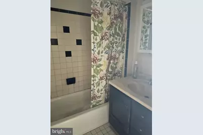 [Address not provided], Philadelphia, PA 19141 - Photo 12