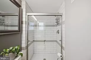 9235 Walker St, Philadelphia, PA 19114 - Photo 22