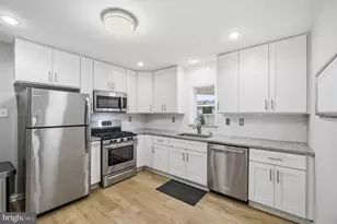 9235 Walker St, Philadelphia, PA 19114 - Photo 10