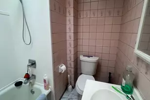 422 W Annsbury St, Philadelphia, PA 19140 - Photo 18