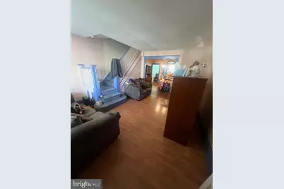 422 W Annsbury Street, Philadelphia, PA 19140 - Photo 4