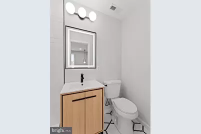 7246 Forrest Avenue, Philadelphia, PA 19138 - Photo 18