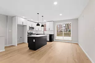 7246 Forrest Ave, Philadelphia, PA 19138 - Photo 14