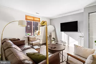 1137 Pine Street E, Philadelphia, PA 19107 - Photo 4