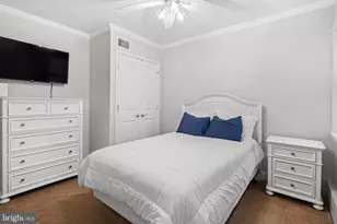 1917 S 13th St, Philadelphia, PA 19148 - Photo 12