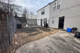 423 E Haines St, Philadelphia, PA 19144 - Photo 4