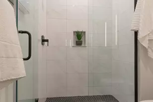 1421 E Columbia Ave, Philadelphia, PA 19125 - Photo 16