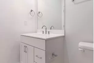 710 N 16th St, Philadelphia, PA 19130 - Photo 10