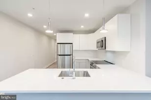 3449 Scotts Ln, Philadelphia, PA 19129 - Photo 6