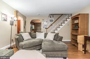 4607 Aubrey Ave, Philadelphia, PA 19114 - Photo 6