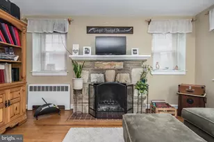 4607 Aubrey Ave, Philadelphia, PA 19114 - Photo 6