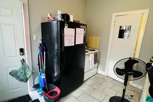 1000 N 43rd St, Philadelphia, PA 19104 - Photo 26