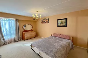 8910 Krewstown Rd, Philadelphia, PA 19115 - Photo 2