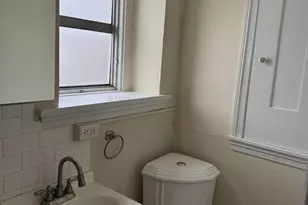 47 W Highland Ave, Philadelphia, PA 19118 - Photo 16