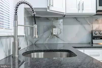 5208 Glenloch Street, Philadelphia, PA 19124 - Photo 8