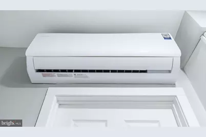 5208 Glenloch Street, Philadelphia, PA 19124 - Photo 12