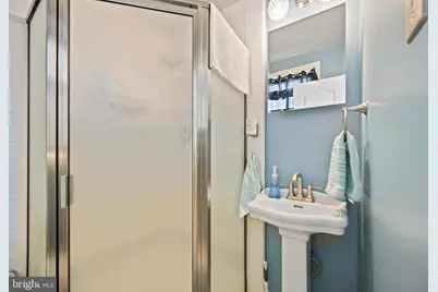 587 Wigard Avenue, Philadelphia, PA 19128 - Photo 24