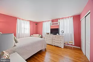 587 Wigard Ave, Philadelphia, PA 19128 - Photo 18